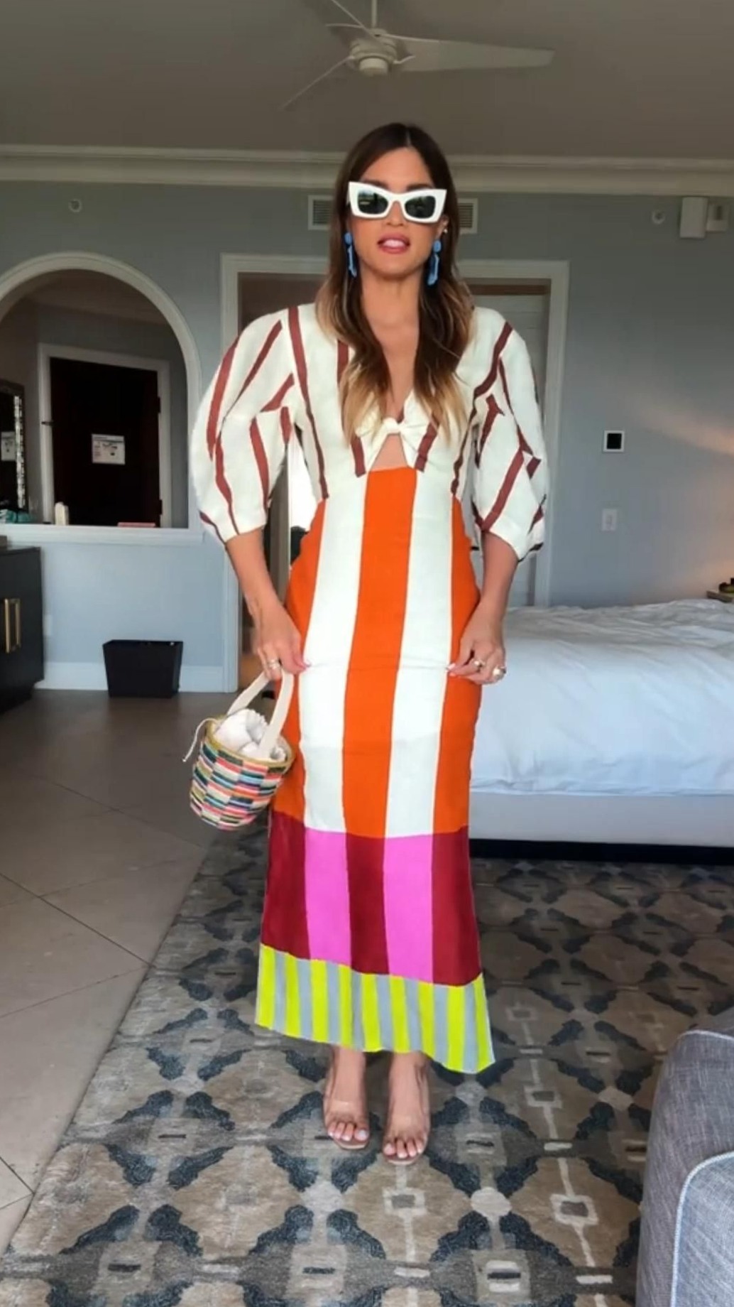 🌲 🌷 | Neon Vintage Elegance: Cutout Puff Sleeve Maxi in Color-Blocked Linen Blen 496