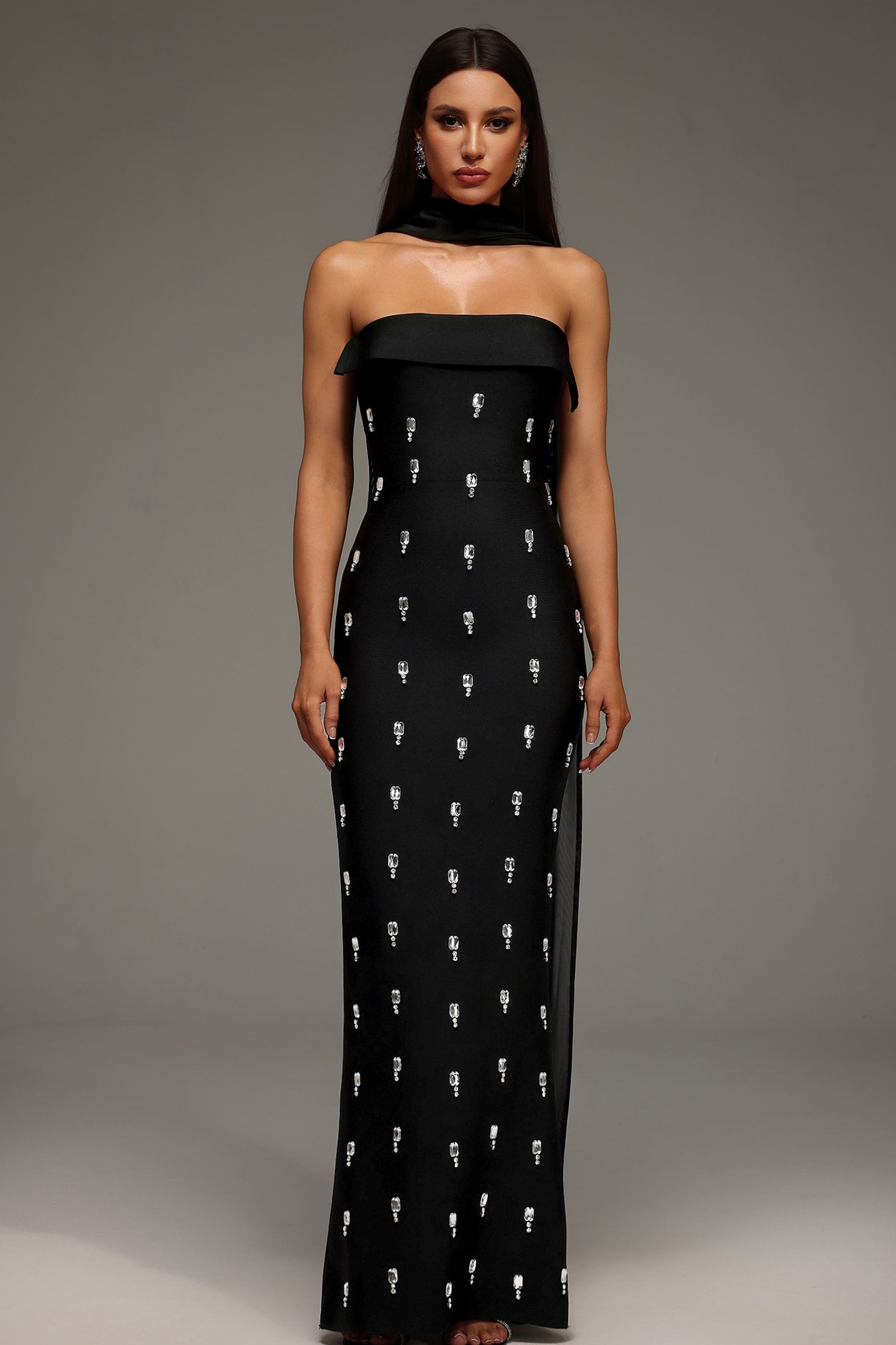 👢 ✦ Neon Whispers in a Diamond Embrace 701