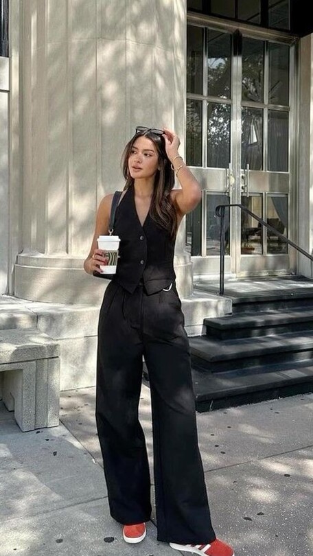 🎀 🎈 | Royal Runway Secrets: Neon Elegance Meets Vintage Controversy | creative c 353