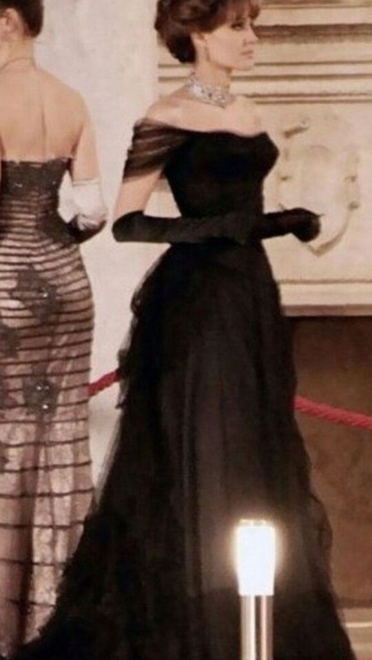 Timeless Glamour: Vintage Ball Gown for Birthday & Prom Nights ⟐ timeless style  588