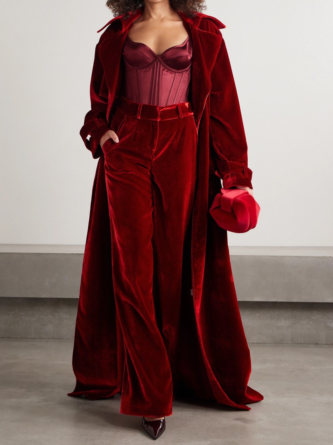 🍃 Velvet Whispers in Red: A Neon-Hued Escape | art of living well 599