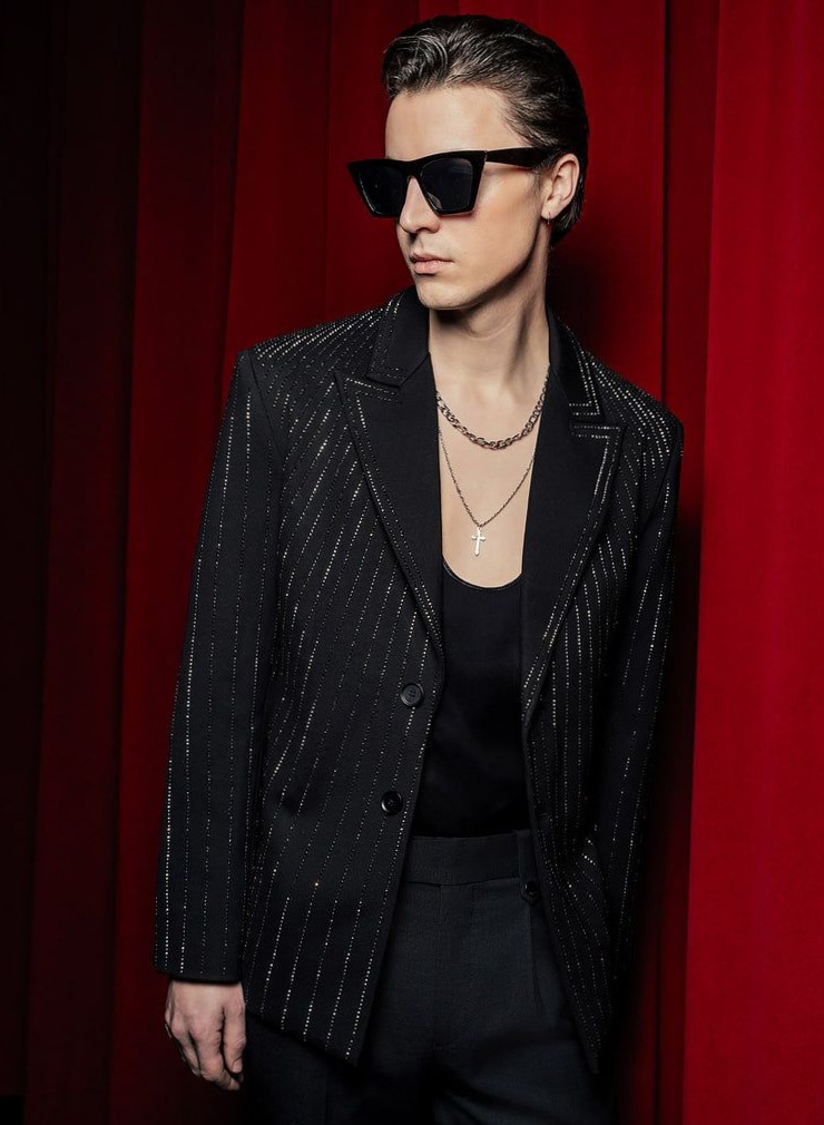 visual game aesthetic ✧ Neon Glam Vintage Blazer with Sparkling Black Sequins 🕰️ 647