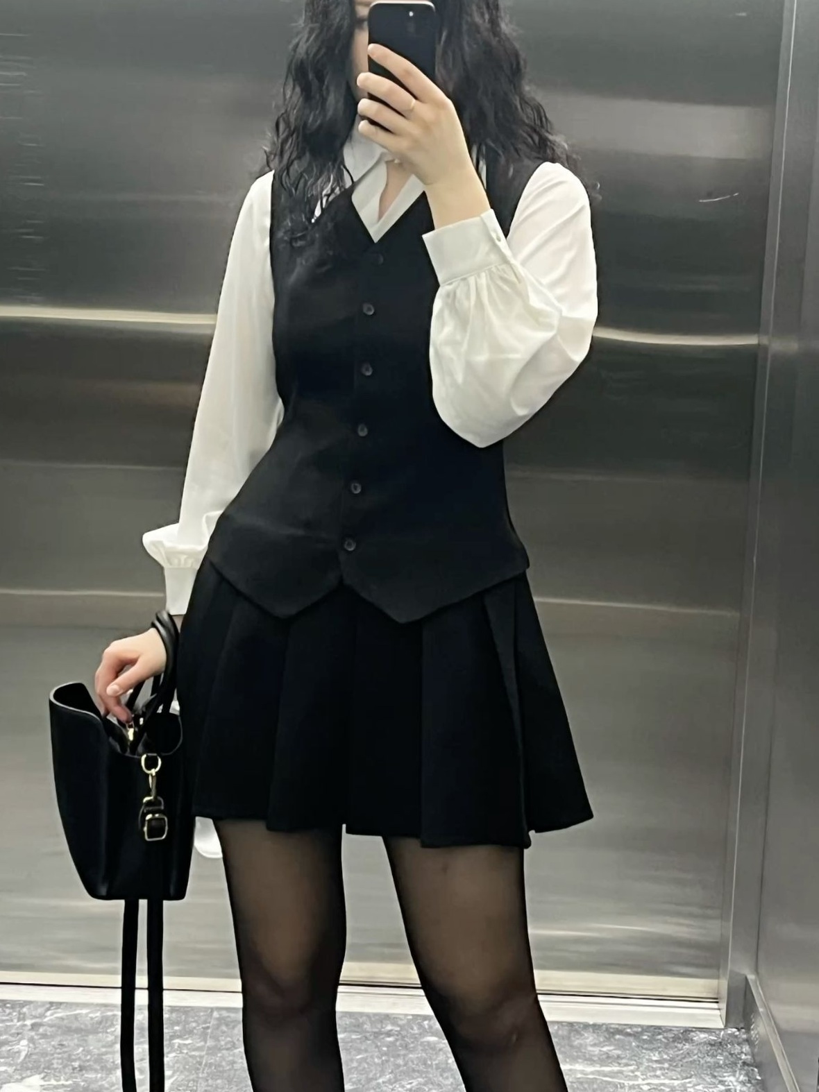 visual vocabulary: Neon Judge Aesthetic Party Vibe 🖤 💎 880