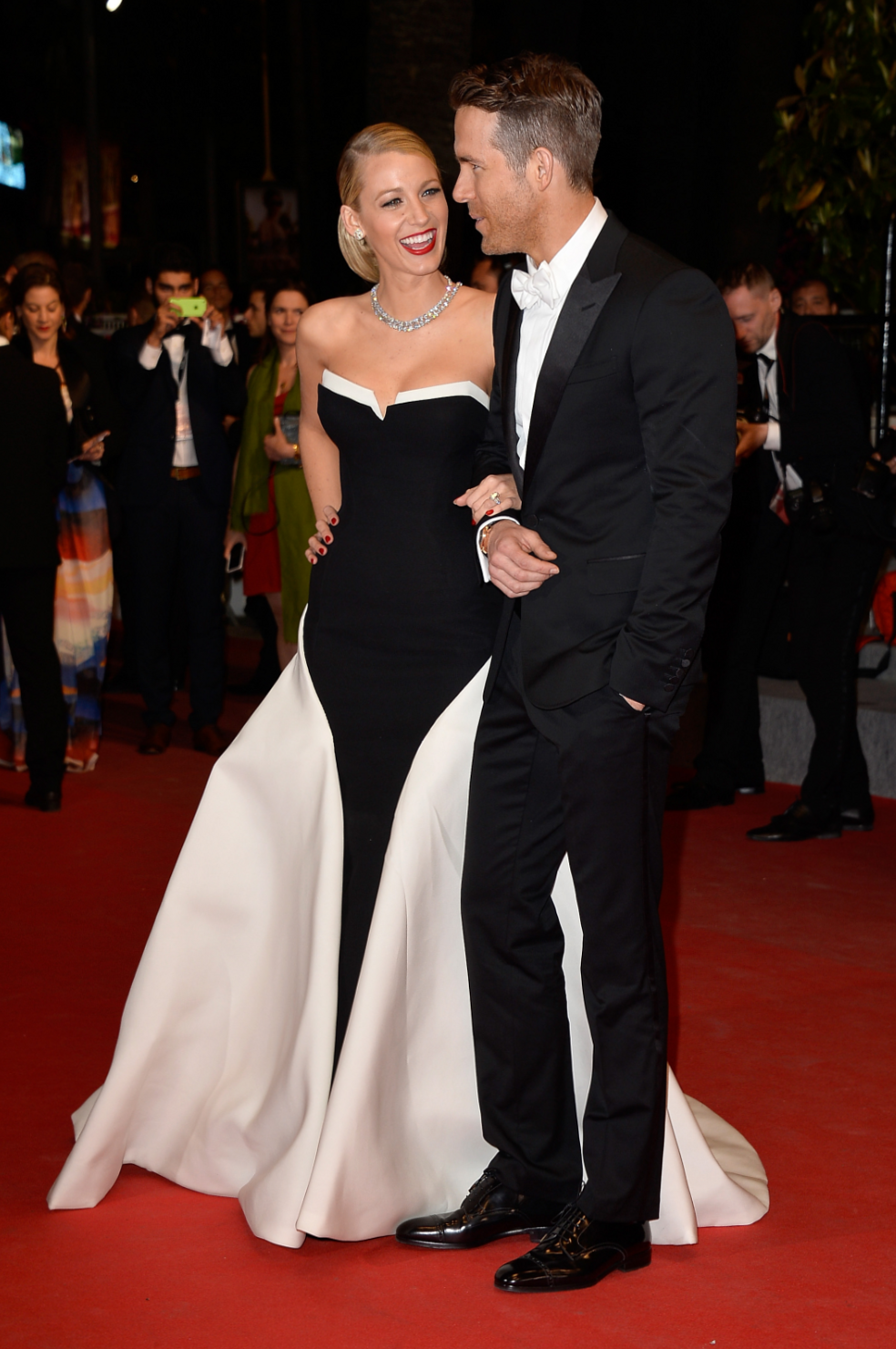 🌼 🌿 ⟡ White Tie Elegance Reimagined in Neon Glow 259