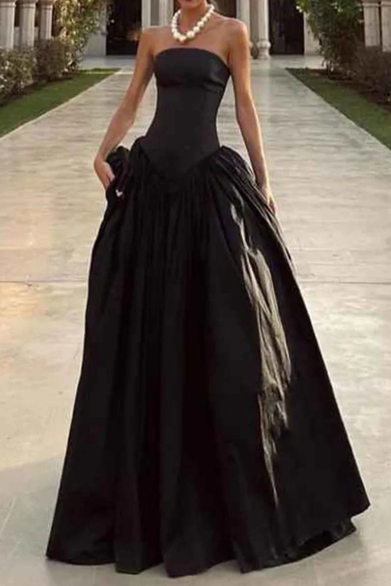 Retro Glam Strapless Satin Gown in Black – US 14 | 👑 🖤 memory making moments 507